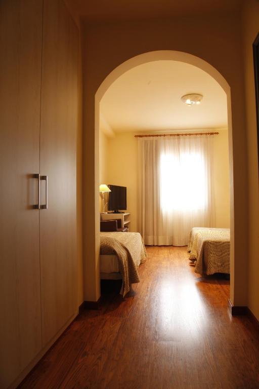 Hotel Canet กัสเตโย เดมปูเรียส ห้อง รูปภาพ