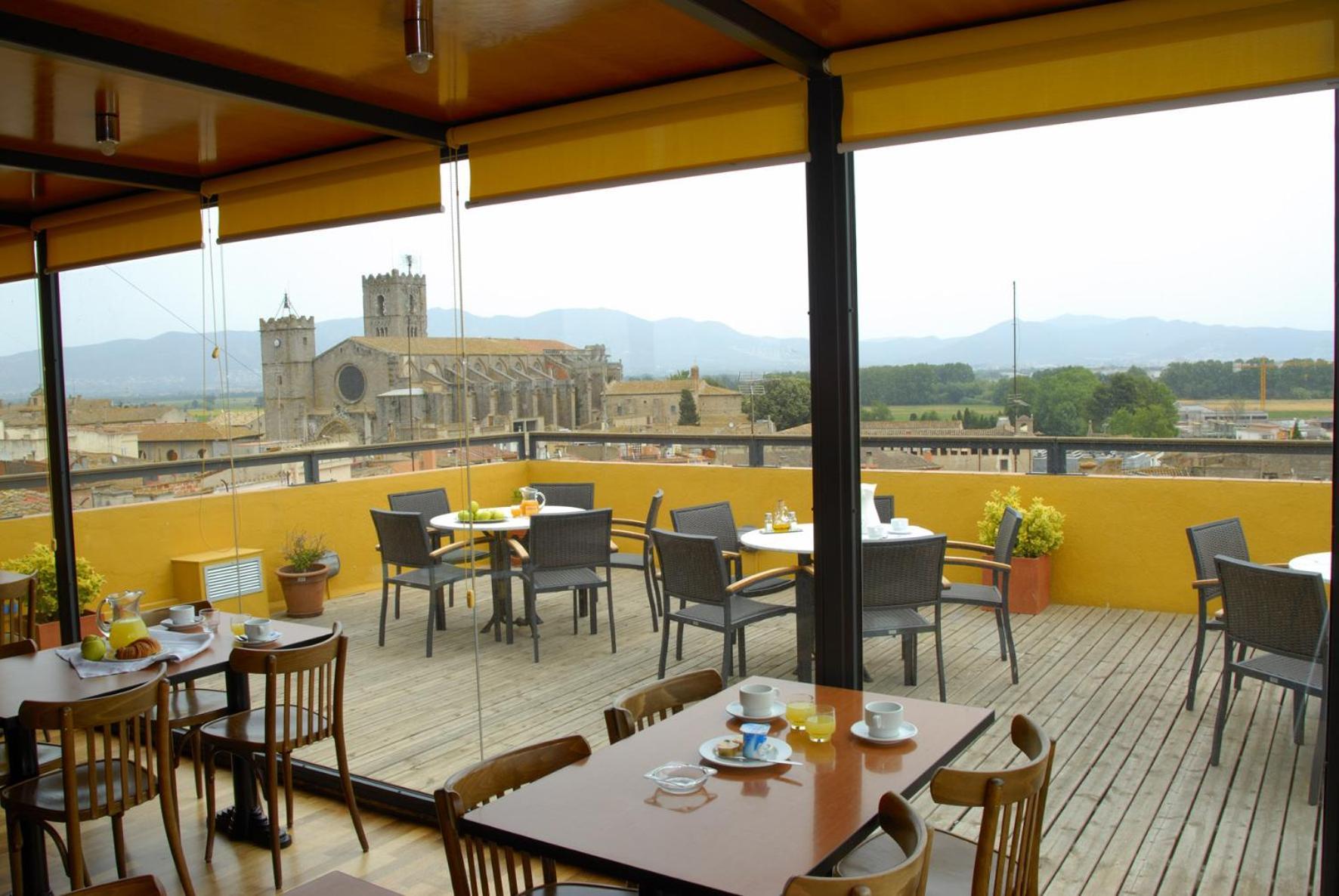 Hotel Canet กัสเตโย เดมปูเรียส ภายนอก รูปภาพ