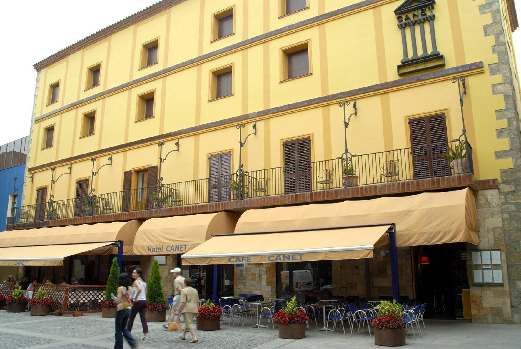 Hotel Canet กัสเตโย เดมปูเรียส ภายนอก รูปภาพ