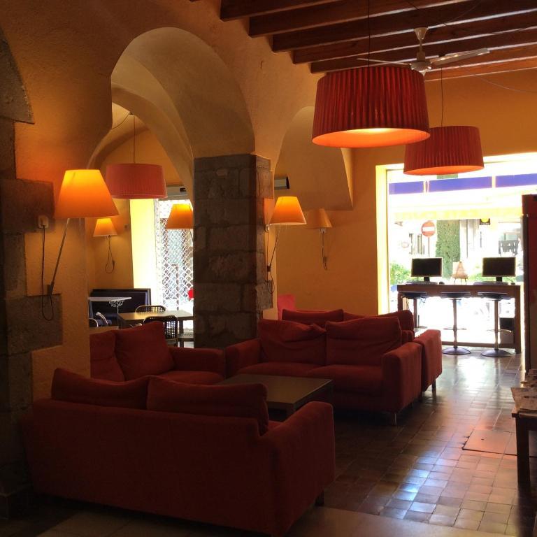 Hotel Canet กัสเตโย เดมปูเรียส ภายนอก รูปภาพ